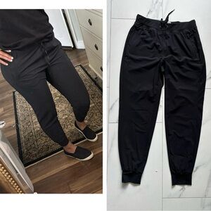 Block Jogger Smooth Material NWOT